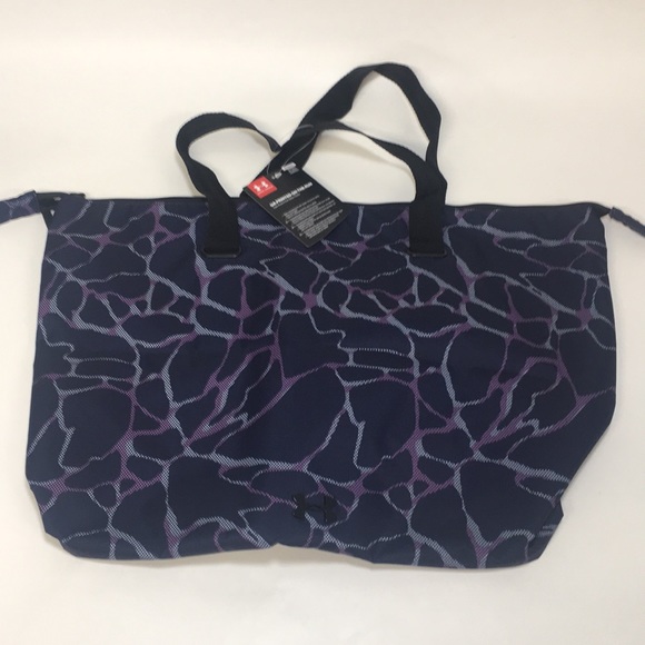 Under Armour Handbags - New Under Armour On The Run Tote Bag